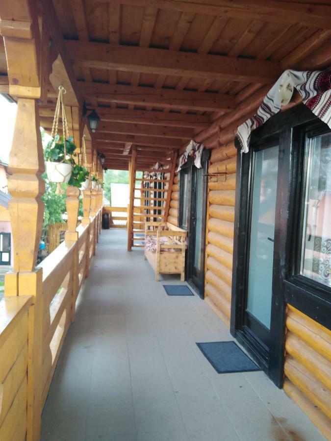 Pensiune Agroturistica "Casa Teodora" Budeşti Extérieur photo